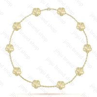 17 gold sculpture